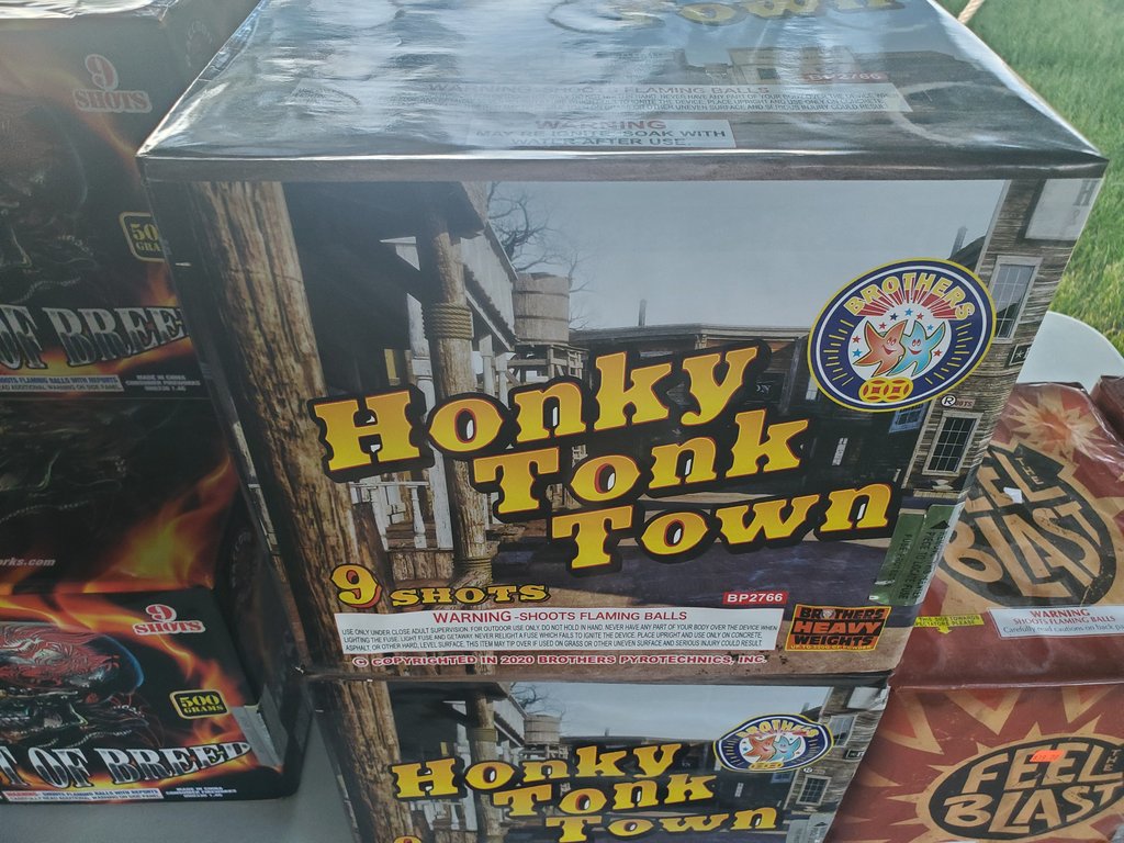HONKY TONK TOWN